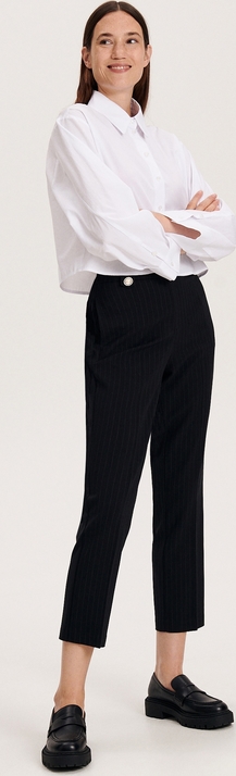 Czarne spodnie Reserved w stylu klasycznym z tkaniny
