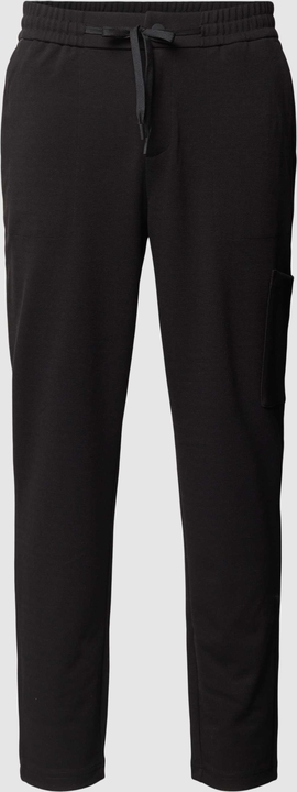 Czarne spodnie S.Oliver w sportowym stylu