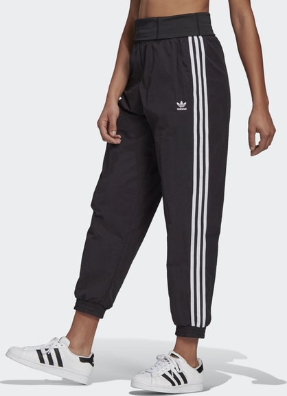 Czarne spodnie sportowe Adidas z tkaniny w sportowym stylu