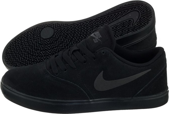 Czarne trampki Nike w sportowym stylu z zamszu