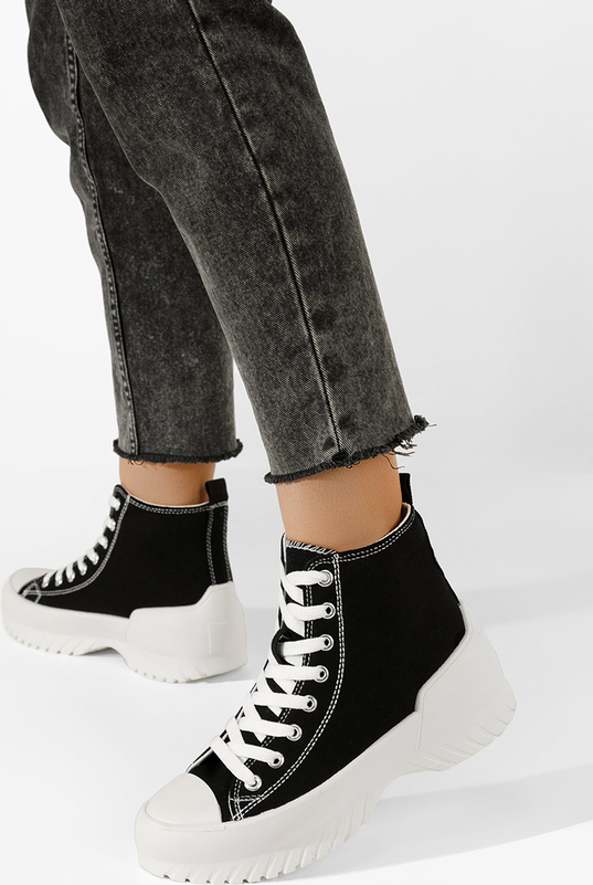 Czarne trampki Zapatos w młodzieżowym stylu z płaską podeszwą