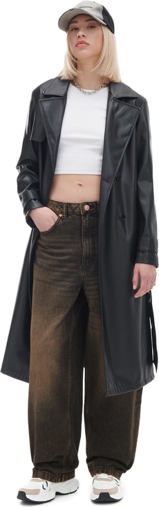Czarny płaszcz Cropp bez kaptura w rockowym stylu ze skóry