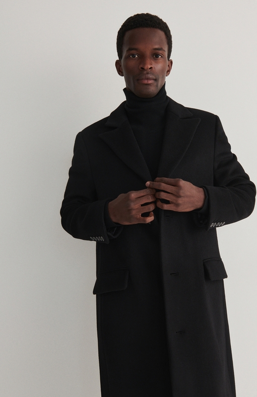 Czarny płaszcz męski Reserved z wełny w stylu klasycznym