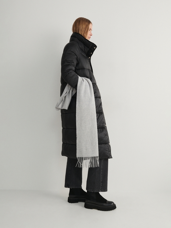Czarny płaszcz Reserved w stylu casual z tkaniny bez kaptura