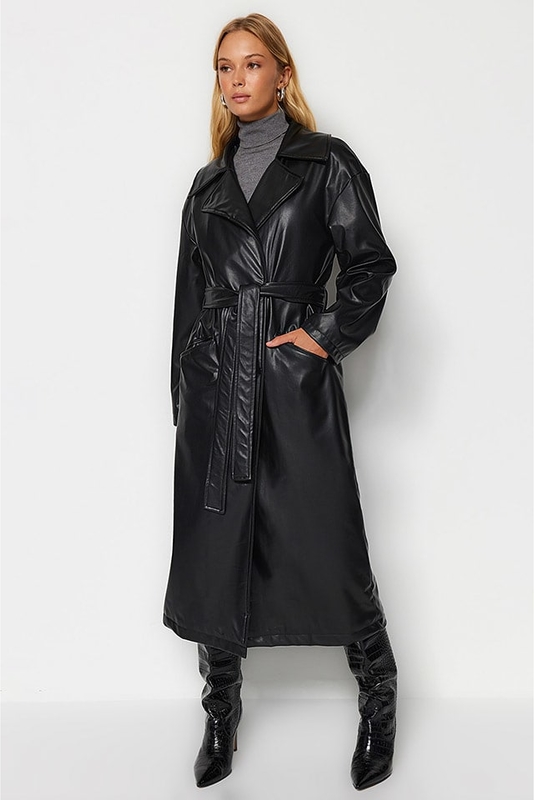 Czarny płaszcz Trendyol w stylu casual