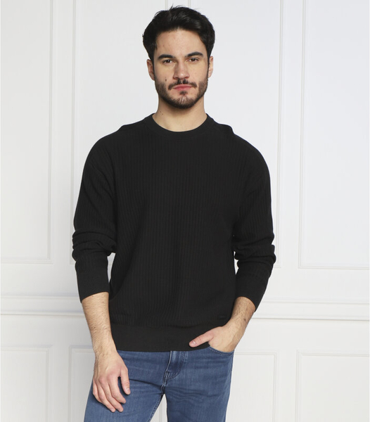 Czarny sweter Calvin Klein z okrągłym dekoltem w stylu casual