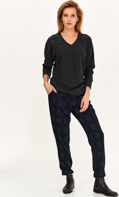 Czarny sweter Larime w stylu casual