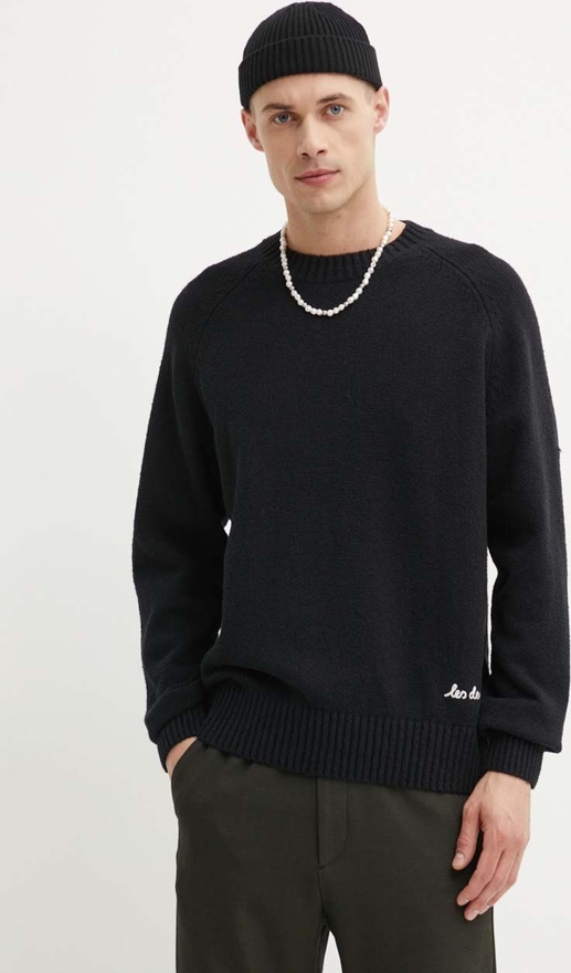 Czarny sweter Les Deux w stylu casual