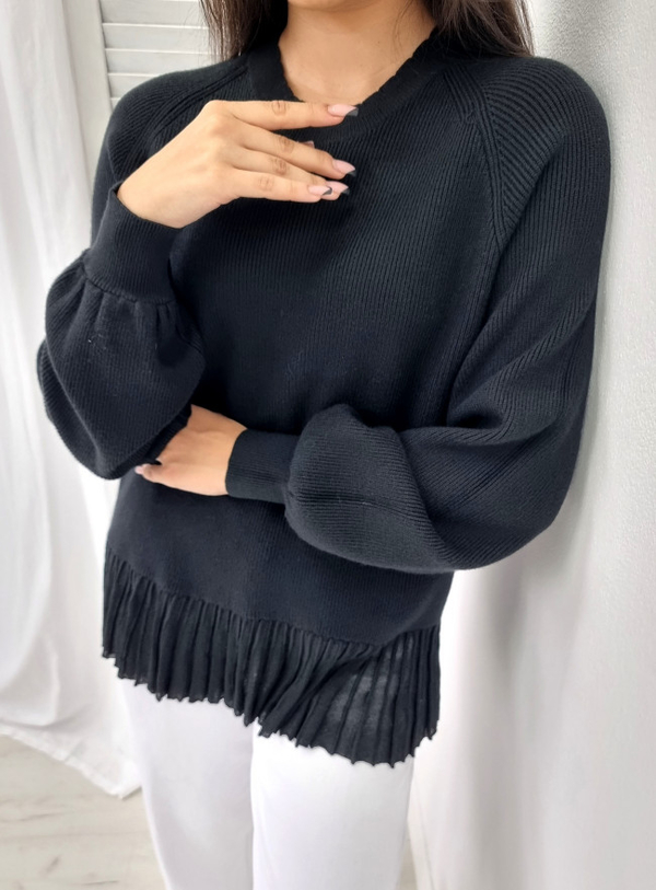 Czarny sweter Ottanta w stylu casual
