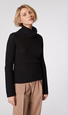 Czarny sweter Simple
