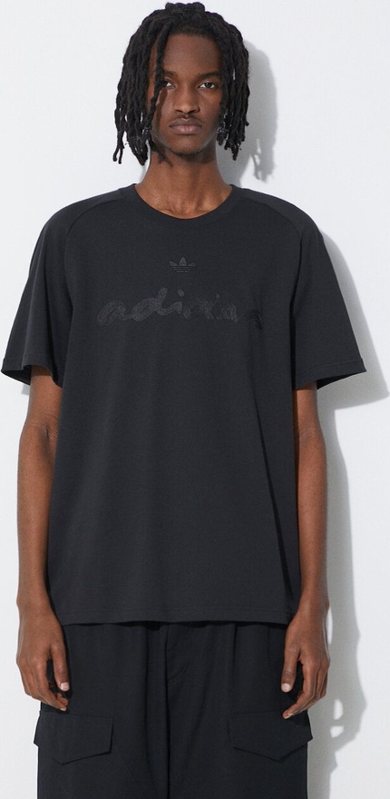 Czarny t-shirt Adidas Originals z bawełny w sportowym stylu