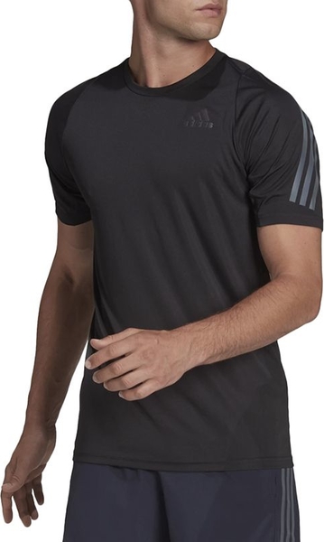 Czarny t-shirt Adidas w stylu klasycznym