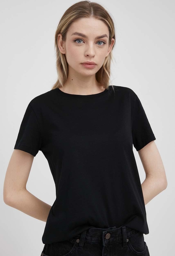 Czarny t-shirt Armani Exchange w stylu casual