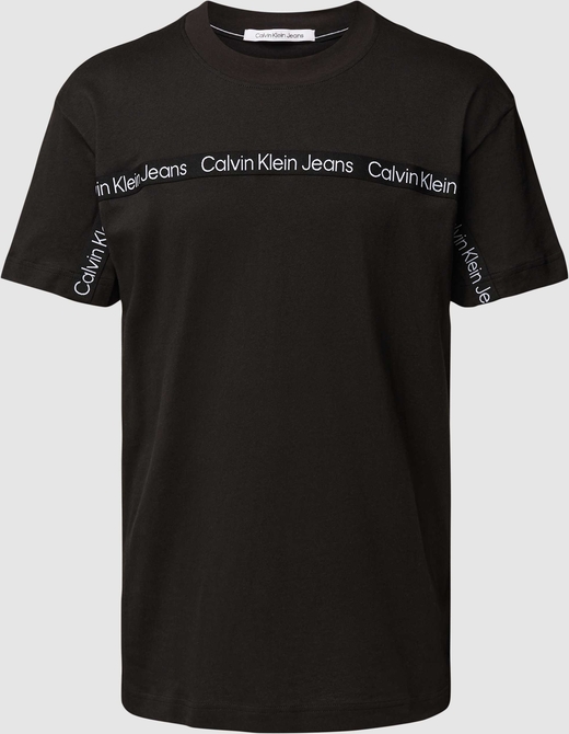 Czarny t-shirt Calvin Klein w młodzieżowym stylu z nadrukiem