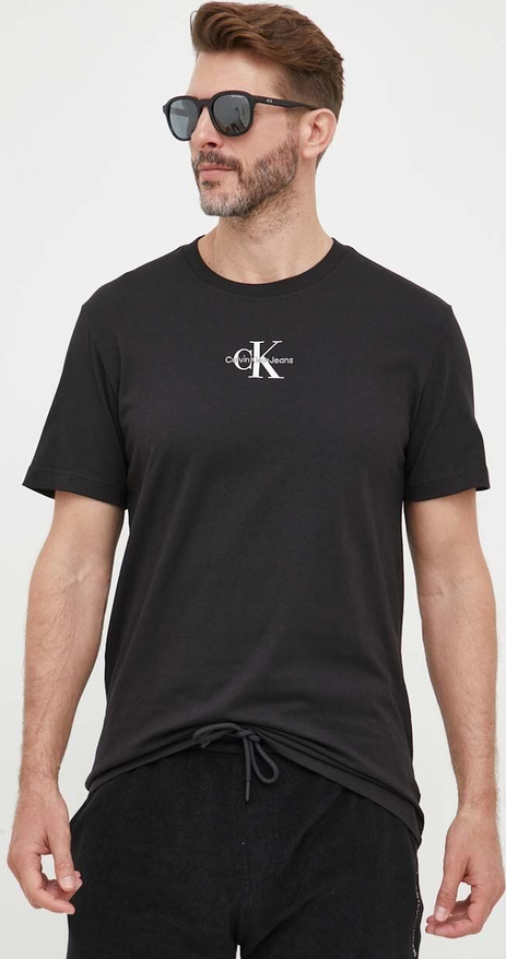 Czarny t-shirt Calvin Klein z dzianiny w młodzieżowym stylu z krótkim rękawem
