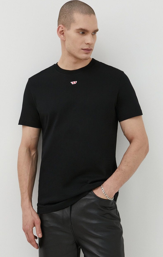 Czarny t-shirt Diesel w stylu casual z krótkim rękawem