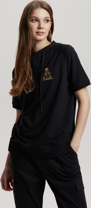 Czarny t-shirt diversesystem w stylu casual z okrągłym dekoltem z krótkim rękawem