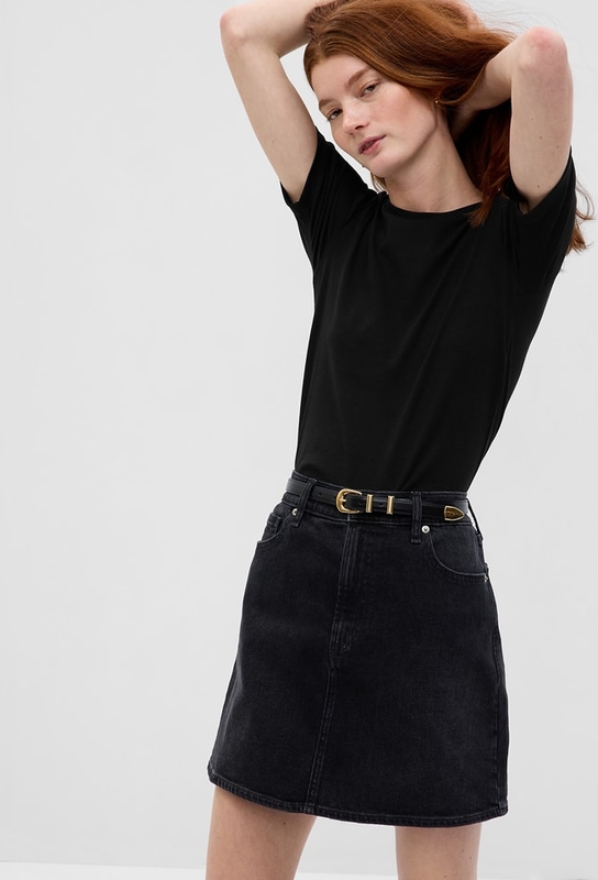 Czarny t-shirt Gap z krótkim rękawem w stylu casual z okrągłym dekoltem