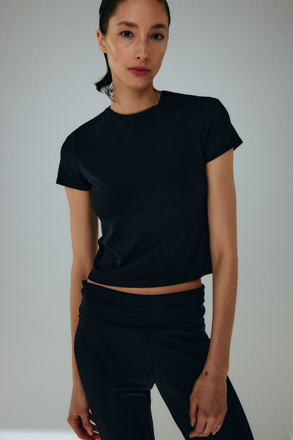 Czarny t-shirt H & M w stylu casual