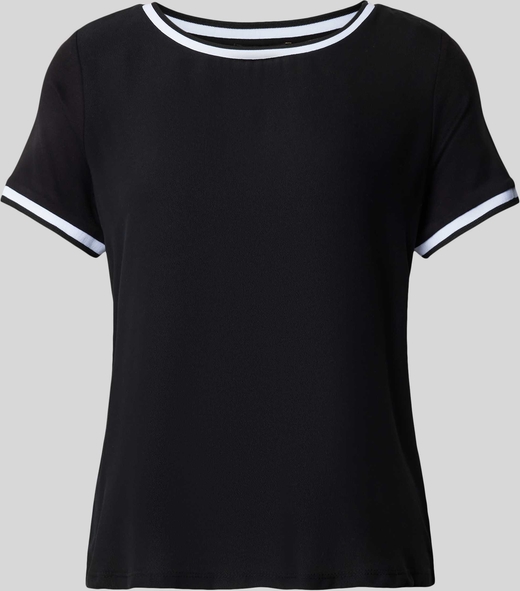 Czarny t-shirt More & More w stylu casual