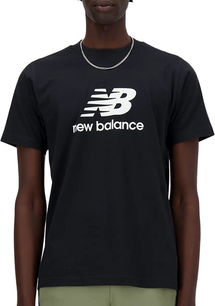 Czarny t-shirt New Balance z bawełny