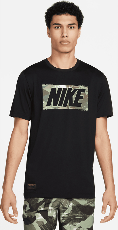 Czarny t-shirt Nike w sportowym stylu z dżerseju