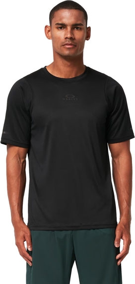 Czarny t-shirt Oakley w stylu casual z krótkim rękawem