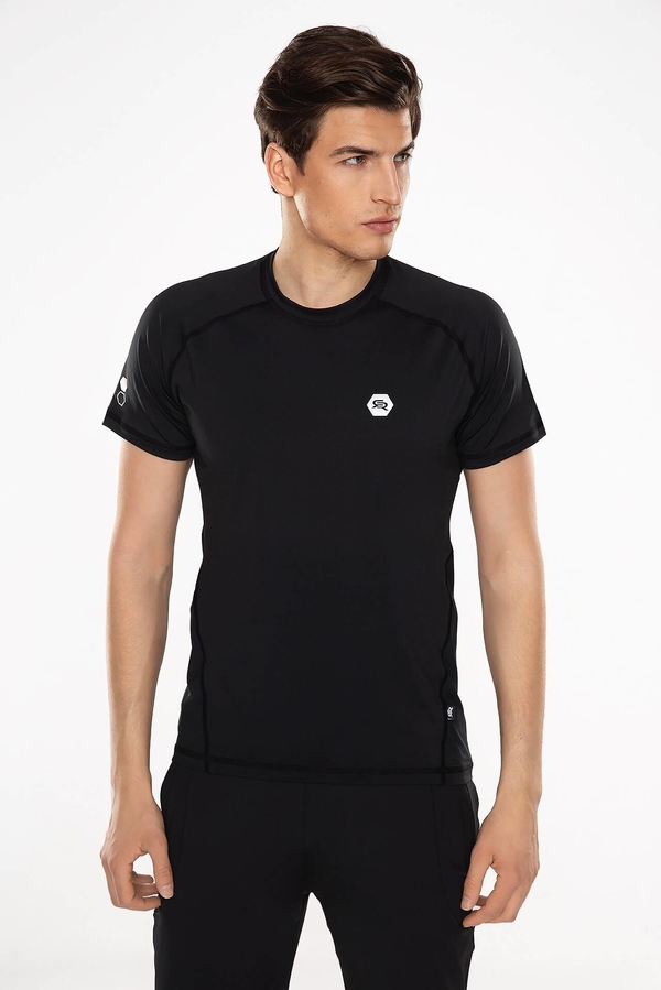 Czarny t-shirt Rough Radical z krótkim rękawem termoaktywny w sportowym stylu