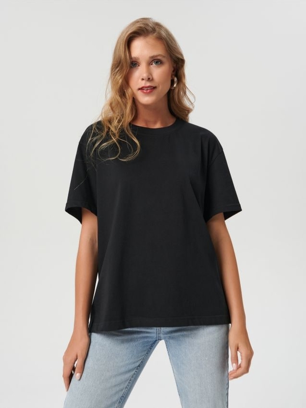 Czarny t-shirt Sinsay w stylu casual z okrągłym dekoltem z krótkim rękawem