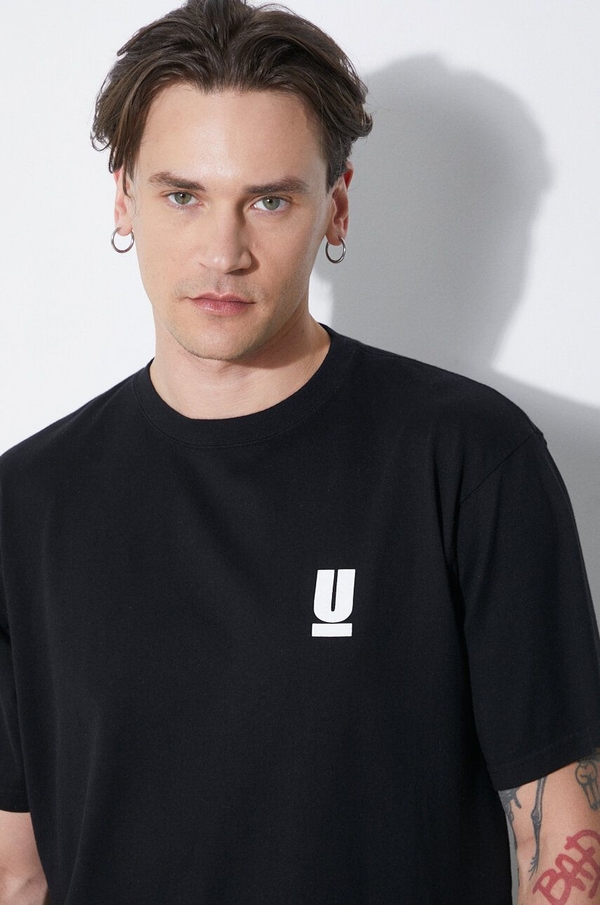 Czarny t-shirt Undercover z bawełny z krótkim rękawem z nadrukiem