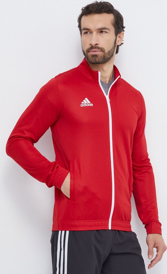 Czerwona bluza Adidas Performance w sportowym stylu