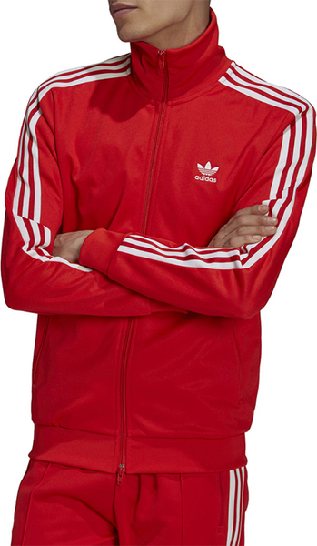 Czerwona bluza Adidas z dresówki w sportowym stylu