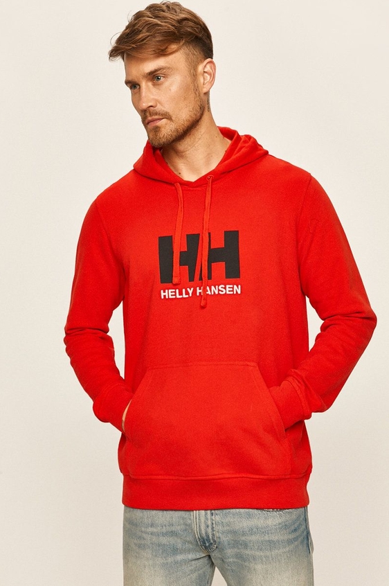 Czerwona bluza Helly Hansen w młodzieżowym stylu