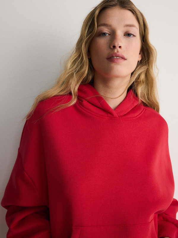 Czerwona bluza Reserved z bawełny