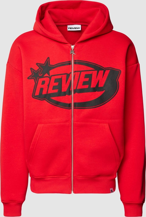 Czerwona bluza Review z nadrukiem w młodzieżowym stylu