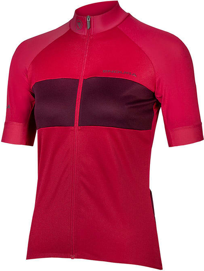 Czerwona bluzka Endura w sportowym stylu z krótkim rękawem z golfem