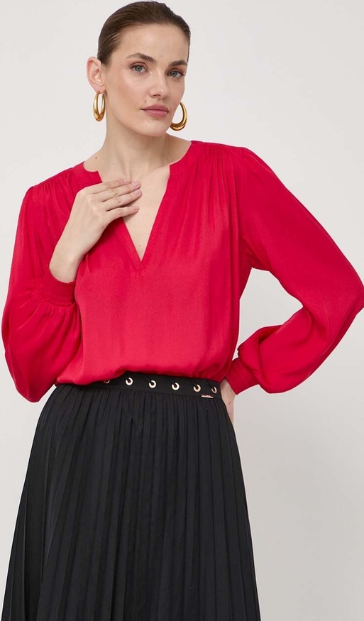 Czerwona bluzka Morgan w stylu casual z dekoltem w kształcie litery v