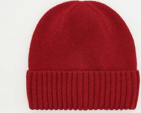 Czerwona czapka Reserved