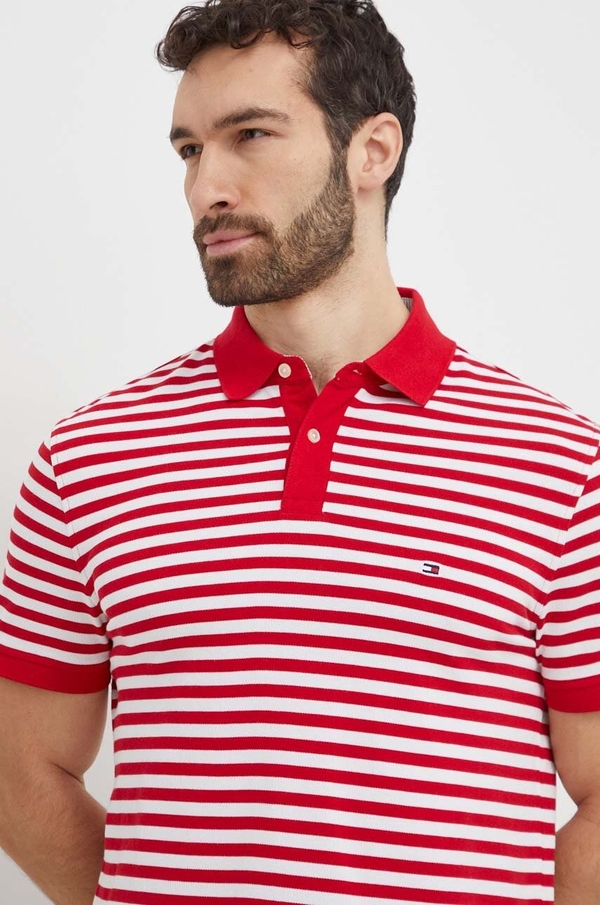 Czerwona koszulka polo Tommy Hilfiger w stylu casual z krótkim rękawem
