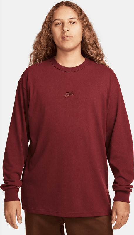 Czerwona koszulka z długim rękawem Nike w sportowym stylu z długim rękawem