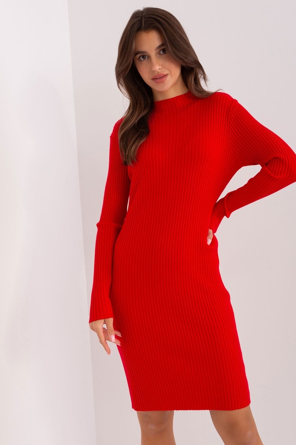 Czerwona sukienka 5.10.15 w stylu casual z długim rękawem mini