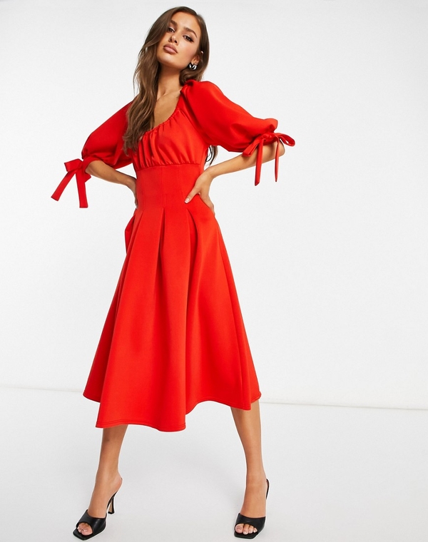 Czerwona sukienka Asos z długim rękawem z dekoltem w kształcie litery v