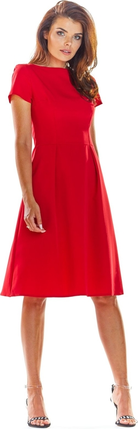 Czerwona sukienka Awama midi z krótkim rękawem