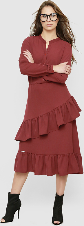 Czerwona sukienka Freeshion z dekoltem w kształcie litery v