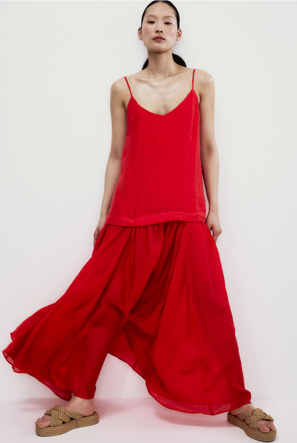 Czerwona sukienka H & M z tkaniny na ramiączkach maxi
