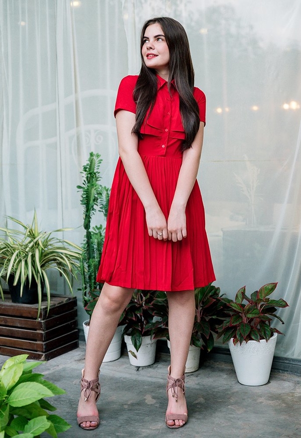Czerwona sukienka Justmelove z dekoltem w kształcie litery v bez rękawów z bawełny
