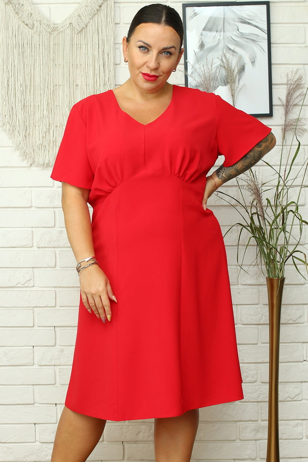 Czerwona sukienka KARKO mini w stylu casual z dekoltem w kształcie litery v