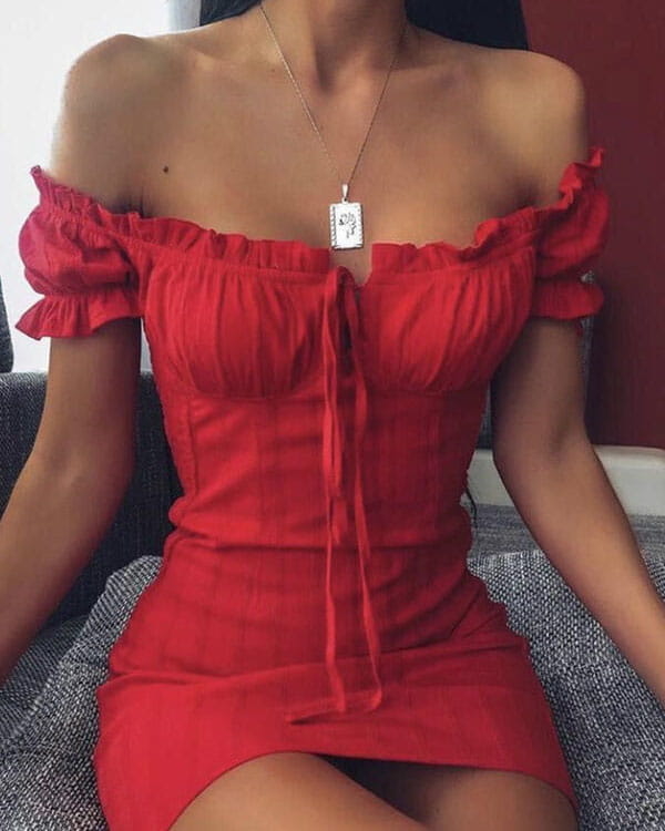 Czerwona sukienka Kendallme hiszpanka dopasowana w stylu casual