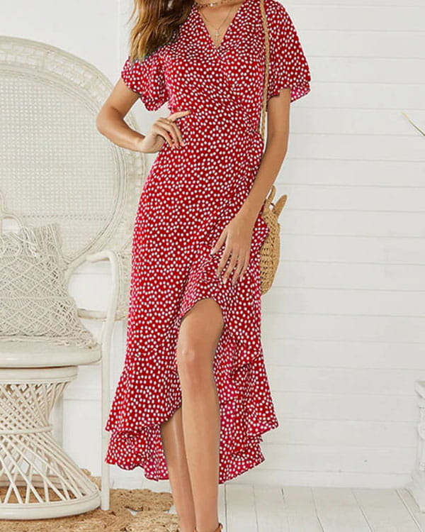 Czerwona sukienka Kendallme maxi z krótkim rękawem z dekoltem w kształcie litery v