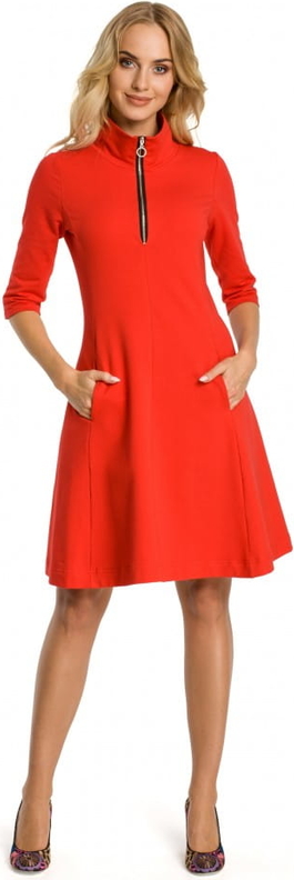 Czerwona sukienka MOE z golfem z długim rękawem